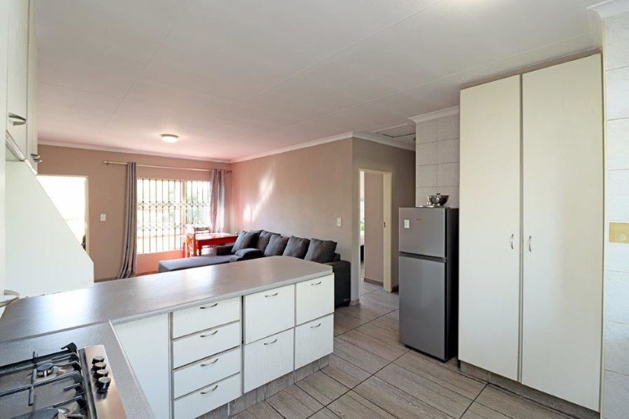 2 Bedroom Property for Sale in Marais Steyn Park Gauteng