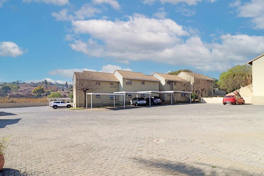2 Bedroom Property for Sale in Marais Steyn Park Gauteng