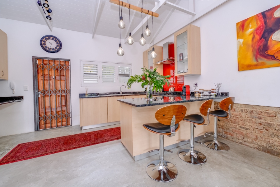 5 Bedroom Property for Sale in Petervale Gauteng