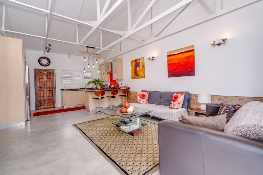 5 Bedroom Property for Sale in Petervale Gauteng