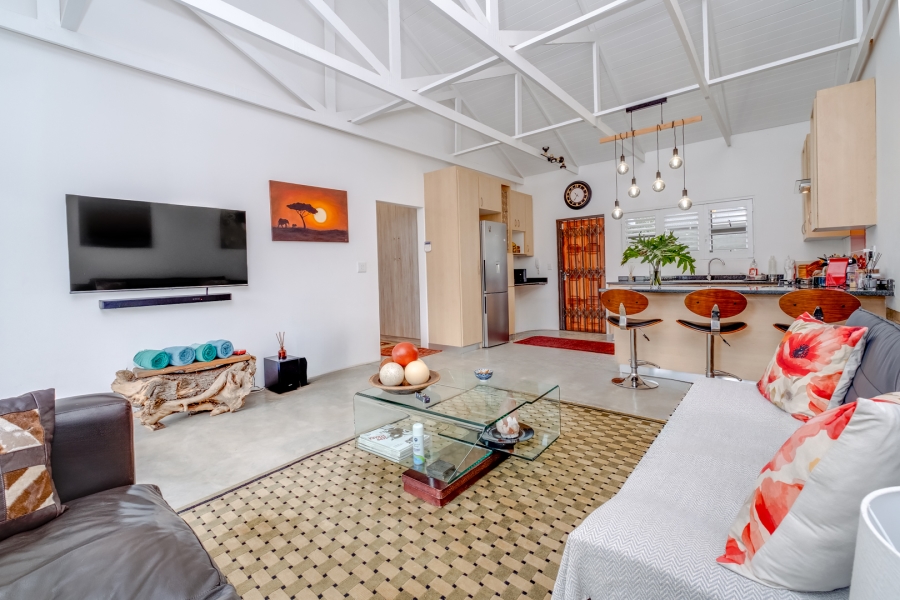 5 Bedroom Property for Sale in Petervale Gauteng