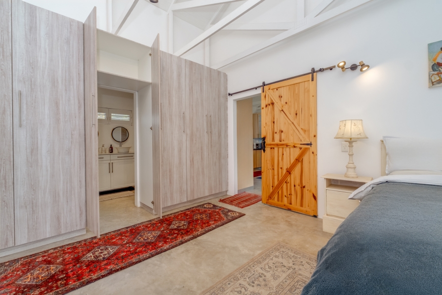 5 Bedroom Property for Sale in Petervale Gauteng