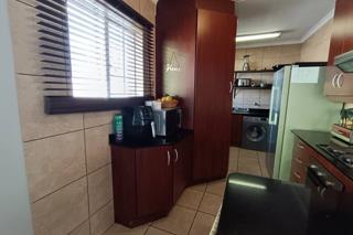 3 Bedroom Property for Sale in Glen Marais Gauteng