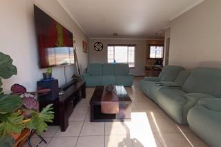 3 Bedroom Property for Sale in Glen Marais Gauteng