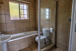 3 Bedroom Property for Sale in Glen Marais Gauteng