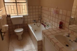 2 Bedroom Property for Sale in Edleen Gauteng