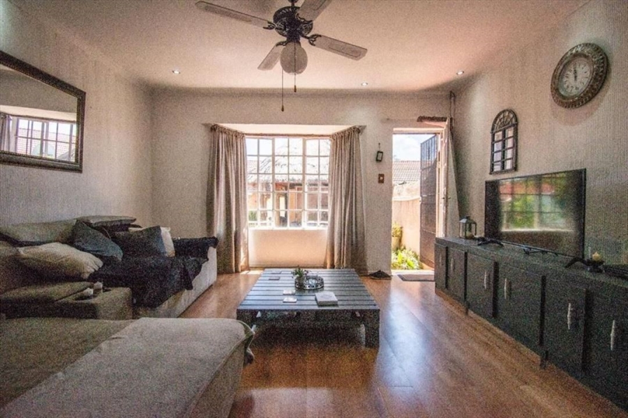 1 Bedroom Property for Sale in Norkem Park Gauteng