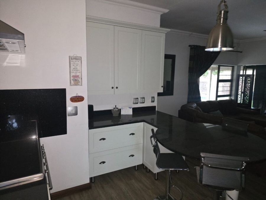 3 Bedroom Property for Sale in Glen Marais Gauteng