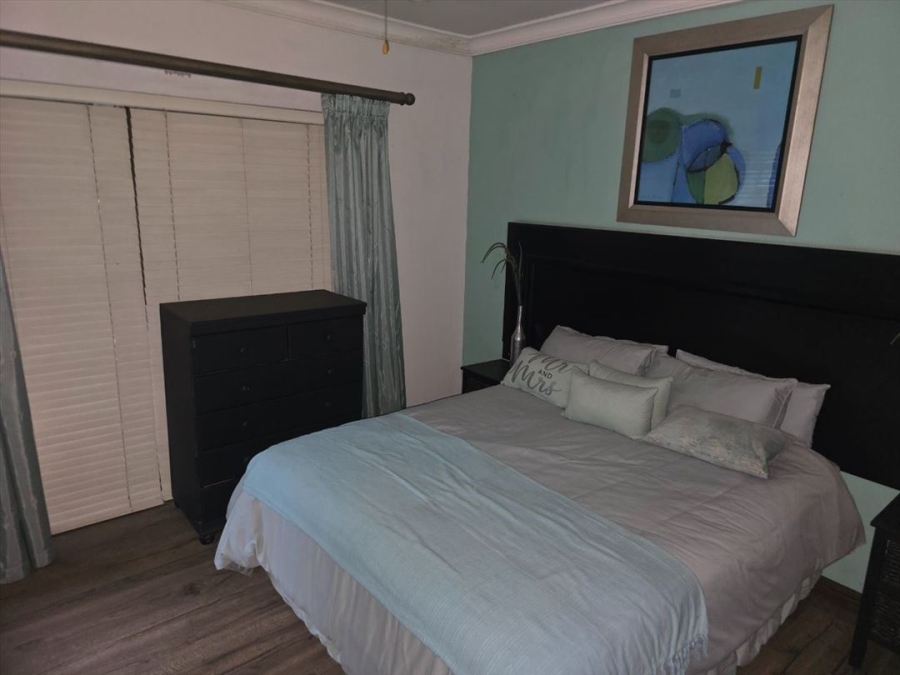 3 Bedroom Property for Sale in Glen Marais Gauteng