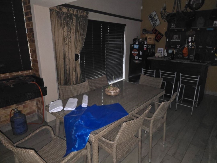 3 Bedroom Property for Sale in Glen Marais Gauteng