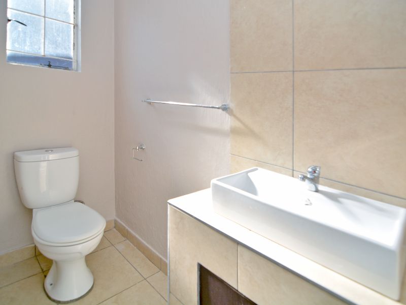 4 Bedroom Property for Sale in Bramley North Gauteng