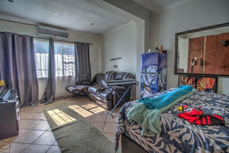 3 Bedroom Property for Sale in Birch Acres Gauteng