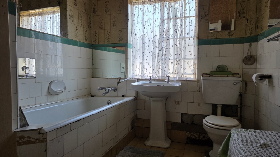 3 Bedroom Property for Sale in Selection Park Gauteng