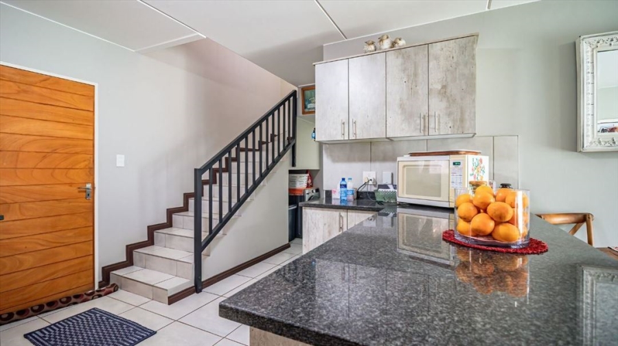 3 Bedroom Property for Sale in Goedeburg Gauteng