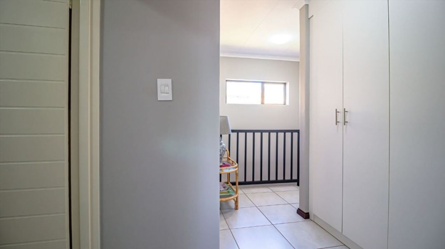 3 Bedroom Property for Sale in Goedeburg Gauteng