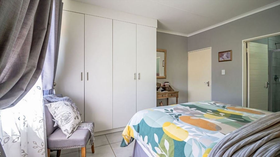 3 Bedroom Property for Sale in Goedeburg Gauteng