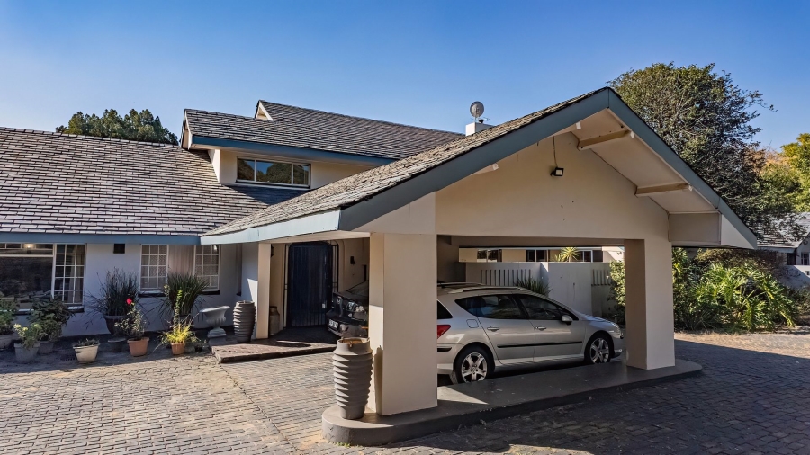 4 Bedroom Property for Sale in Chartwell Gauteng