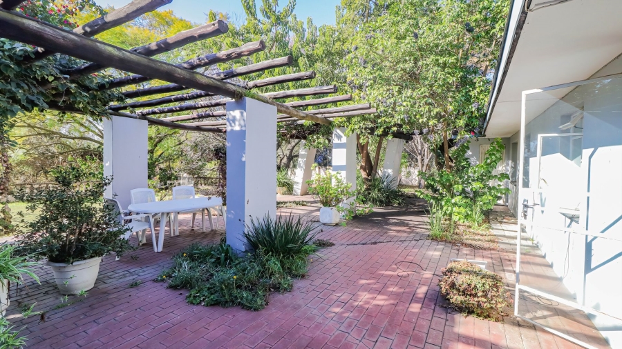 4 Bedroom Property for Sale in Chartwell Gauteng