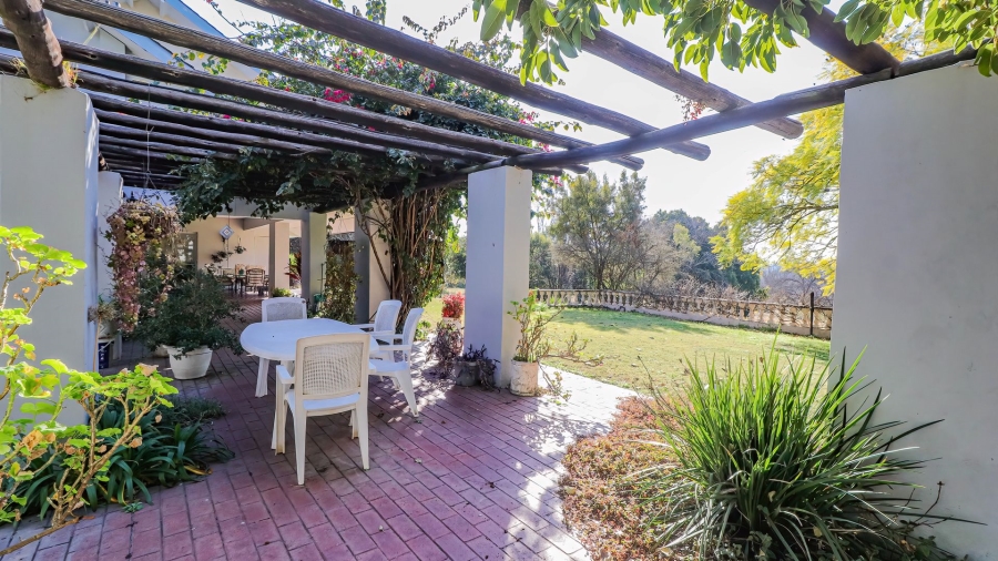 4 Bedroom Property for Sale in Chartwell Gauteng