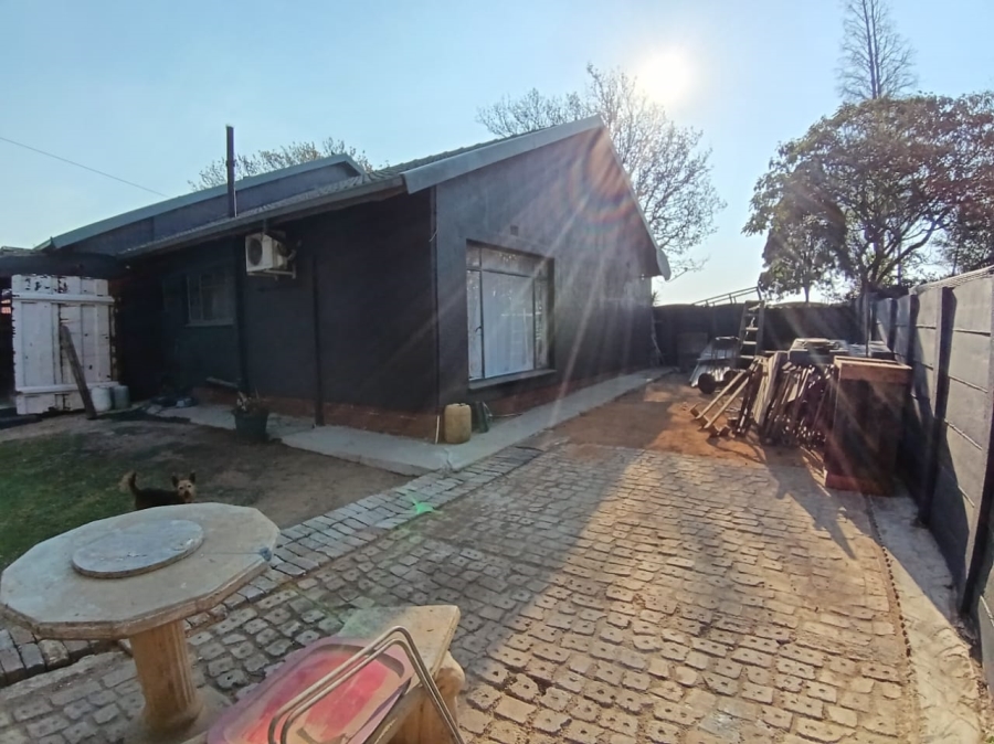 3 Bedroom Property for Sale in Dalpark Proper Gauteng