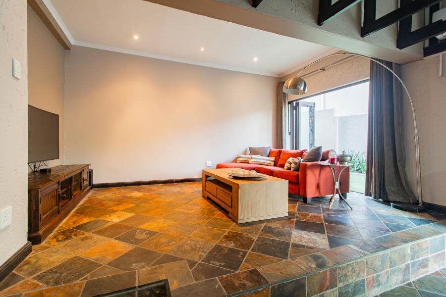4 Bedroom Property for Sale in Lonehill Gauteng