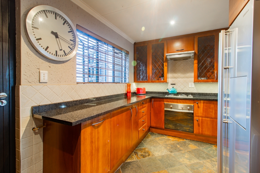 4 Bedroom Property for Sale in Lonehill Gauteng