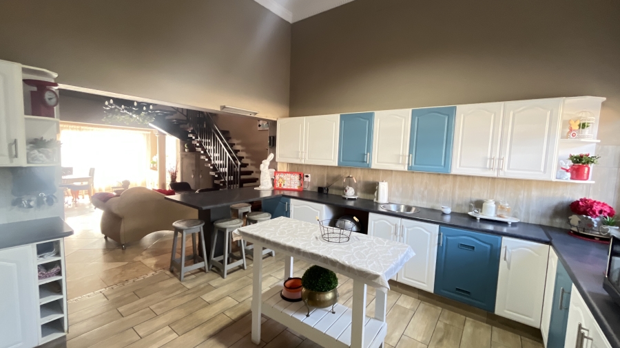 5 Bedroom Property for Sale in Benoni AH Gauteng