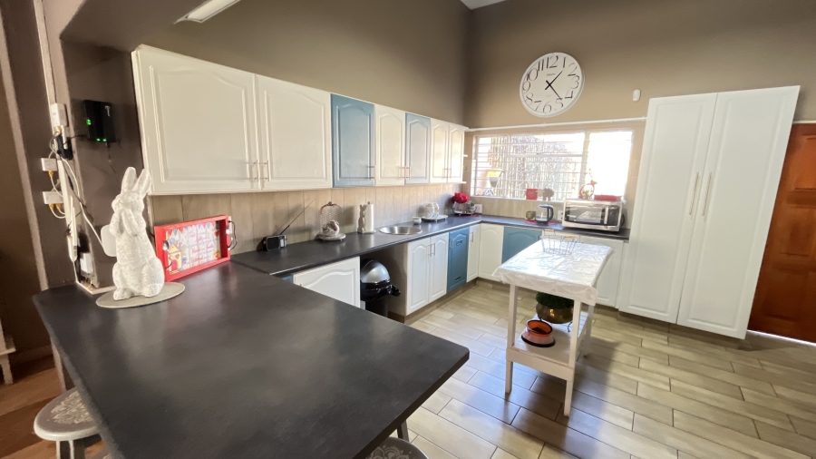 5 Bedroom Property for Sale in Benoni AH Gauteng
