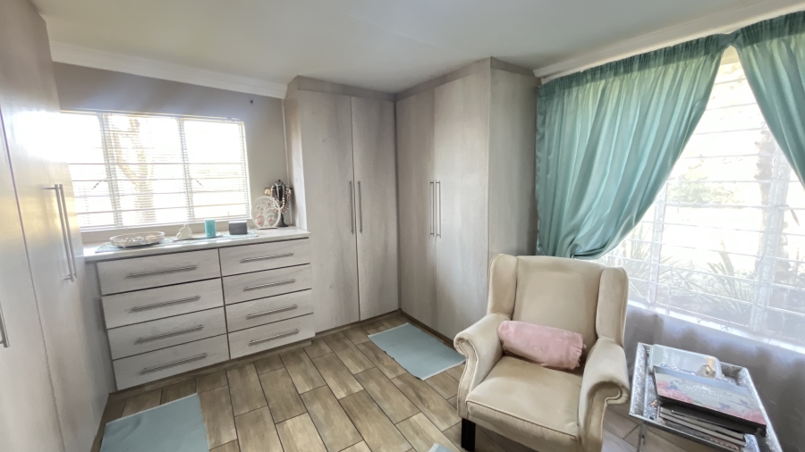 5 Bedroom Property for Sale in Benoni AH Gauteng