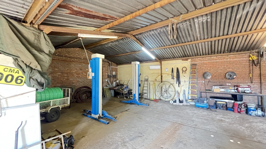 5 Bedroom Property for Sale in Benoni AH Gauteng