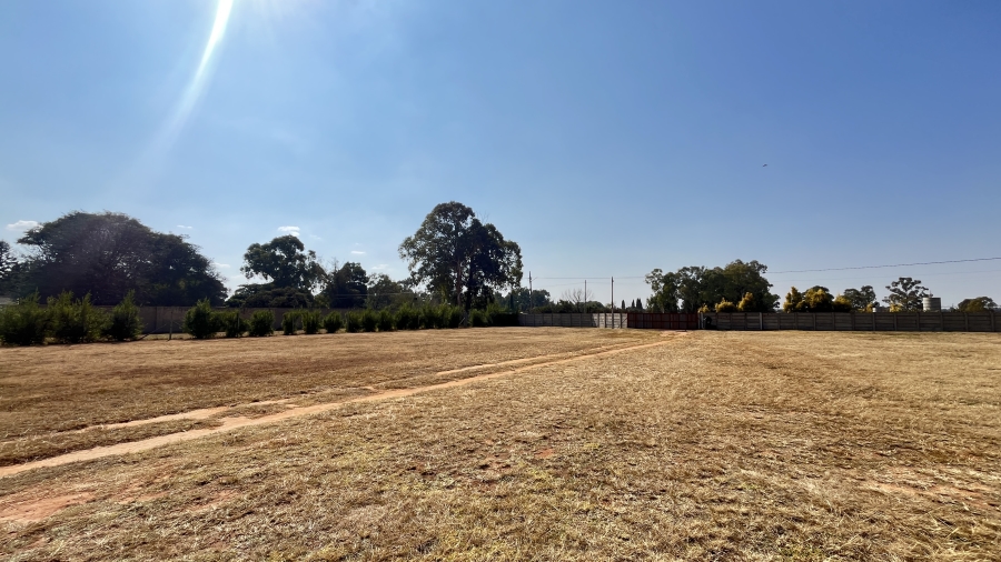 5 Bedroom Property for Sale in Benoni AH Gauteng