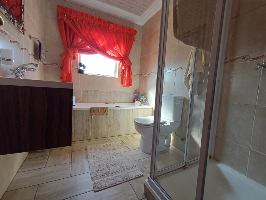11 Bedroom Property for Sale in Vanderbijlpark SE Gauteng
