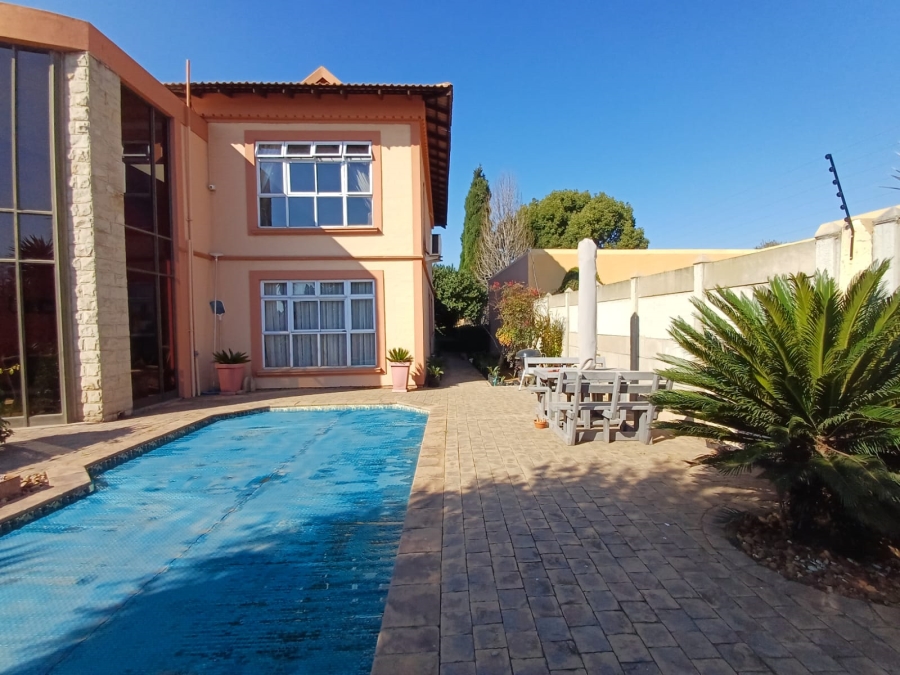11 Bedroom Property for Sale in Vanderbijlpark SE Gauteng