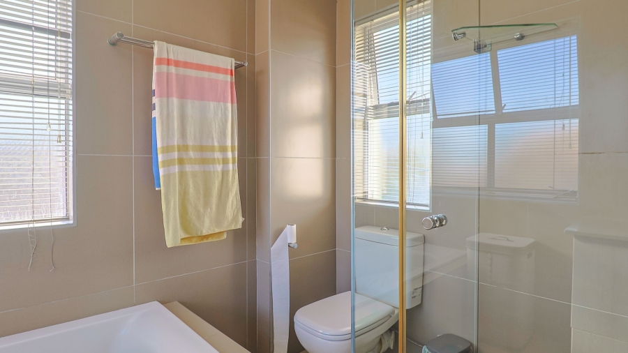 3 Bedroom Property for Sale in Rietvlei Ridge Country Estate Gauteng