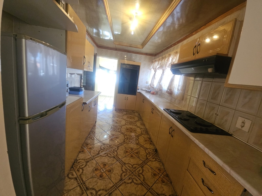 3 Bedroom Property for Sale in Dersley Gauteng