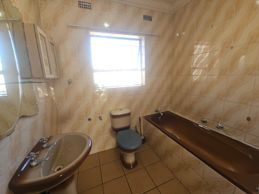 3 Bedroom Property for Sale in Dersley Gauteng