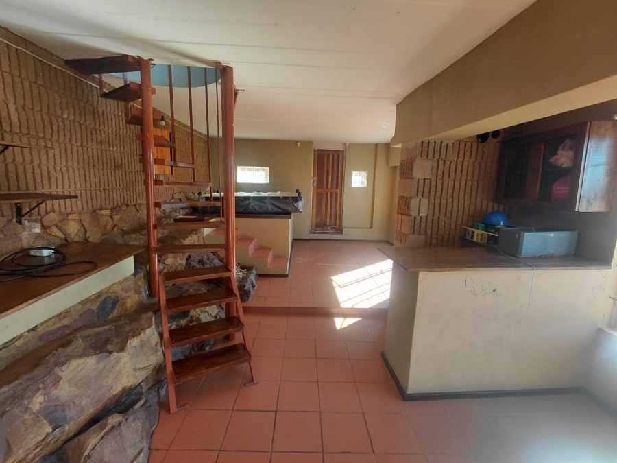 To Let 2 Bedroom Property for Rent in Silverfields Gauteng