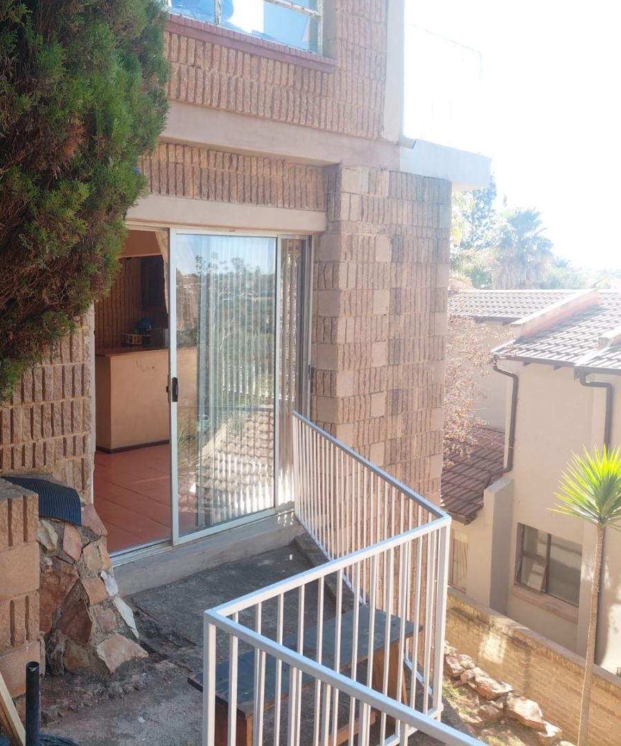 To Let 2 Bedroom Property for Rent in Silverfields Gauteng