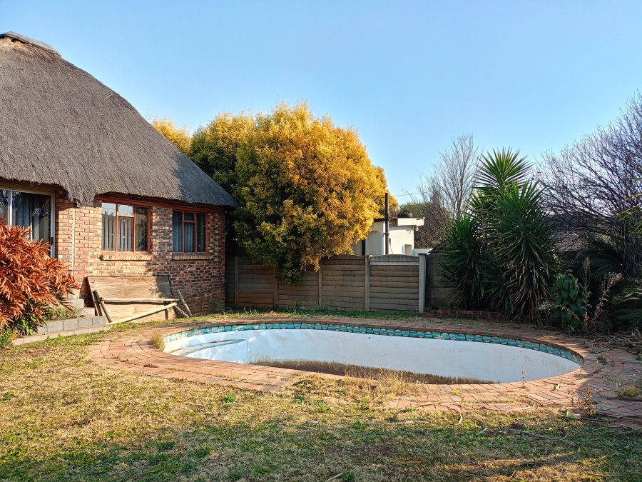 4 Bedroom Property for Sale in Three Rivers Gauteng