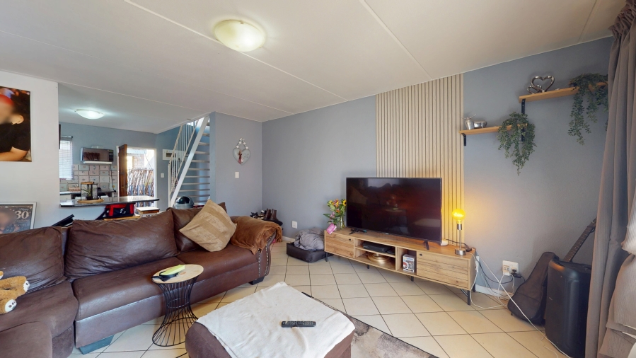 2 Bedroom Property for Sale in Norton Home Estate AH Gauteng