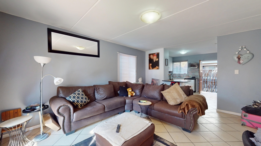 2 Bedroom Property for Sale in Norton Home Estate AH Gauteng