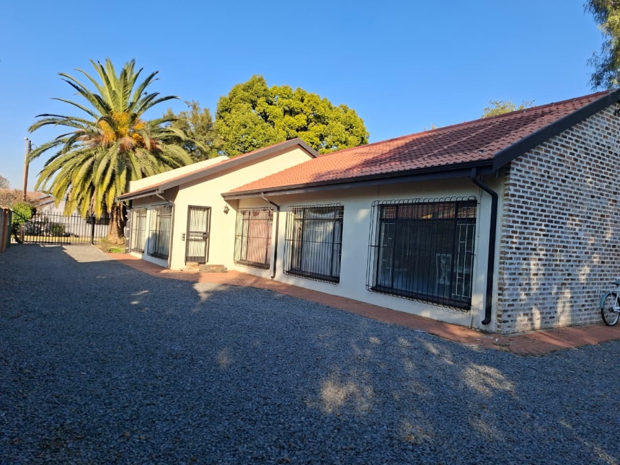 3 Bedroom Property for Sale in Vanderbijlpark Sw 2 Gauteng