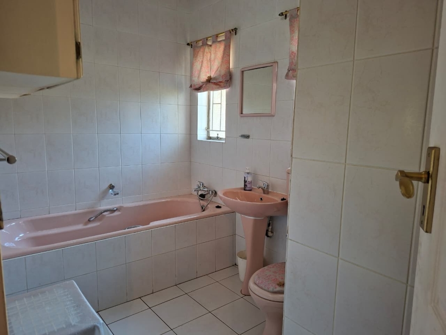 3 Bedroom Property for Sale in Vanderbijlpark Sw 2 Gauteng
