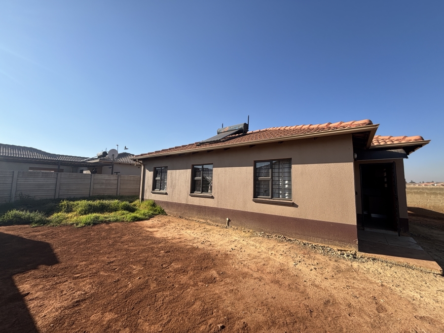 3 Bedroom Property for Sale in Dawn Park Gauteng