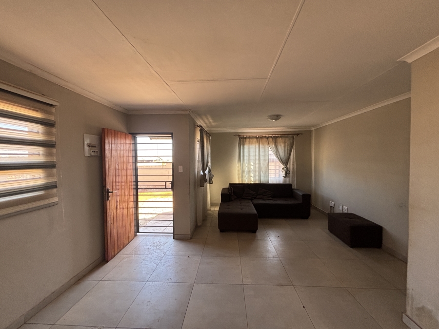 3 Bedroom Property for Sale in Dawn Park Gauteng