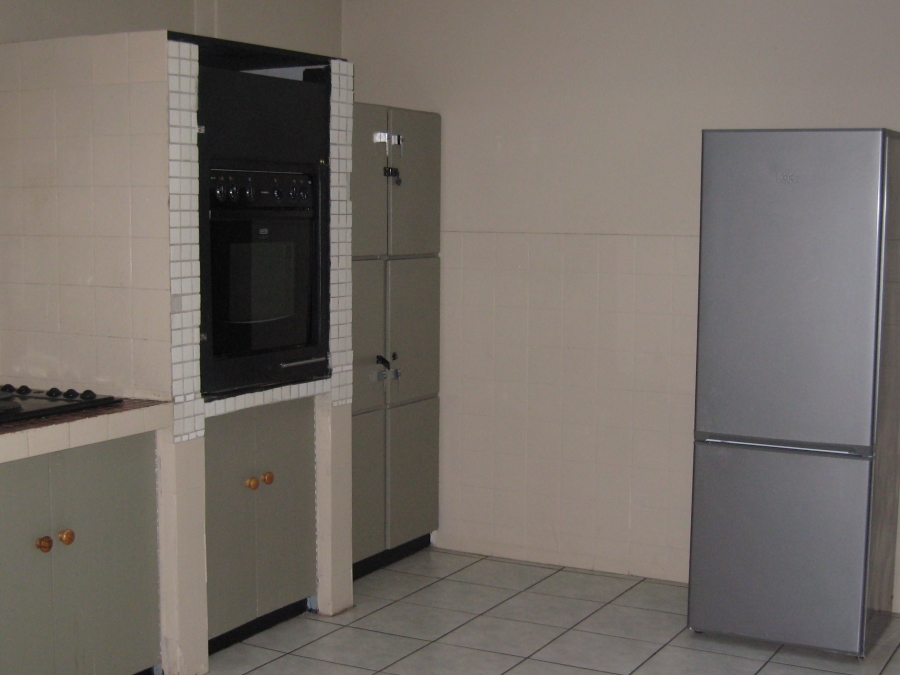 6 Bedroom Property for Sale in Kilner Park Gauteng