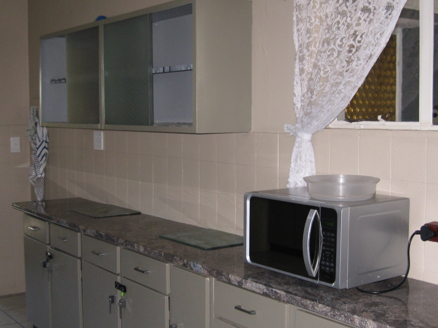 6 Bedroom Property for Sale in Kilner Park Gauteng