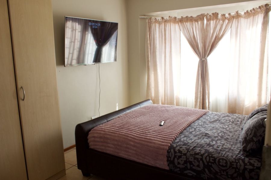 3 Bedroom Property for Sale in Glen Marais Gauteng
