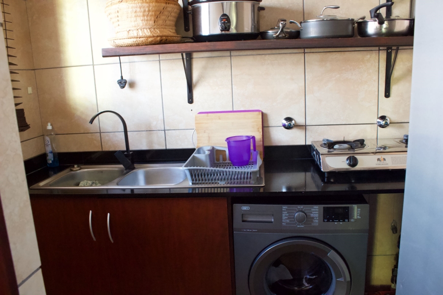 3 Bedroom Property for Sale in Glen Marais Gauteng
