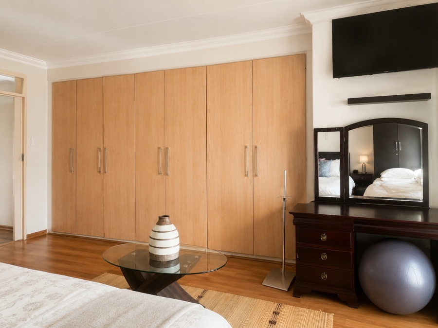 2 Bedroom Property for Sale in Woodmead Gauteng